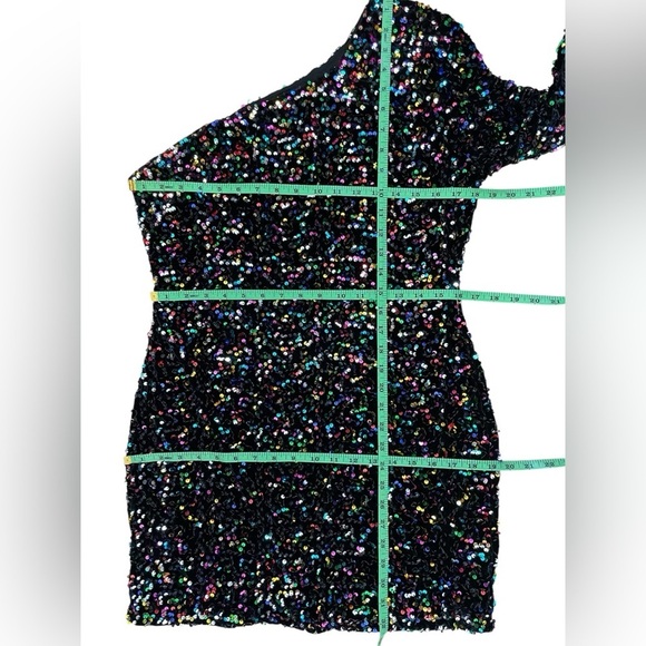 Vici Lush Faye Black Sequin Velvet Base One Shoulder Mini Dress Size XL NWT - Picture 7 of 7